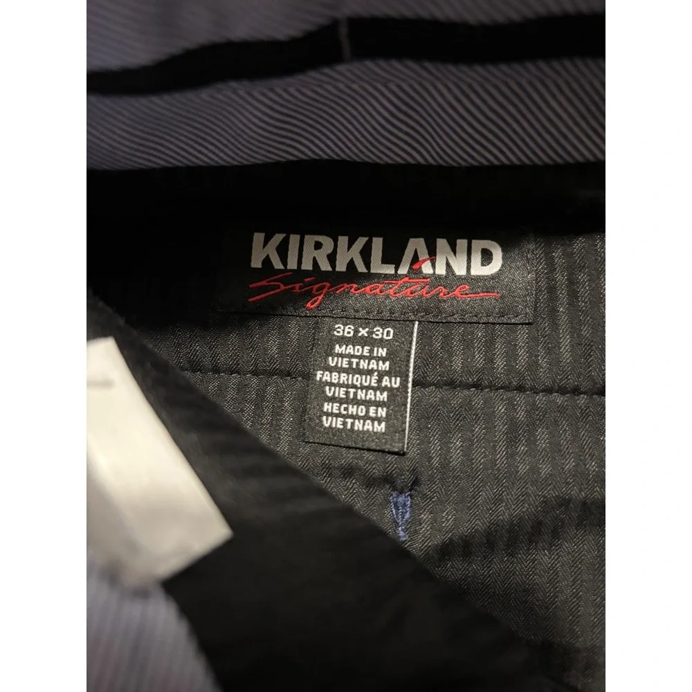Kirkland‎ Signature Men's Dress Pants Navy Blue Pinstripe Flat Front Size 36x30